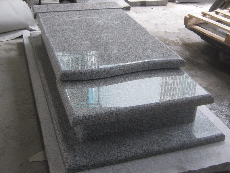 G664 Granite Large grave monuments klecznik PL027