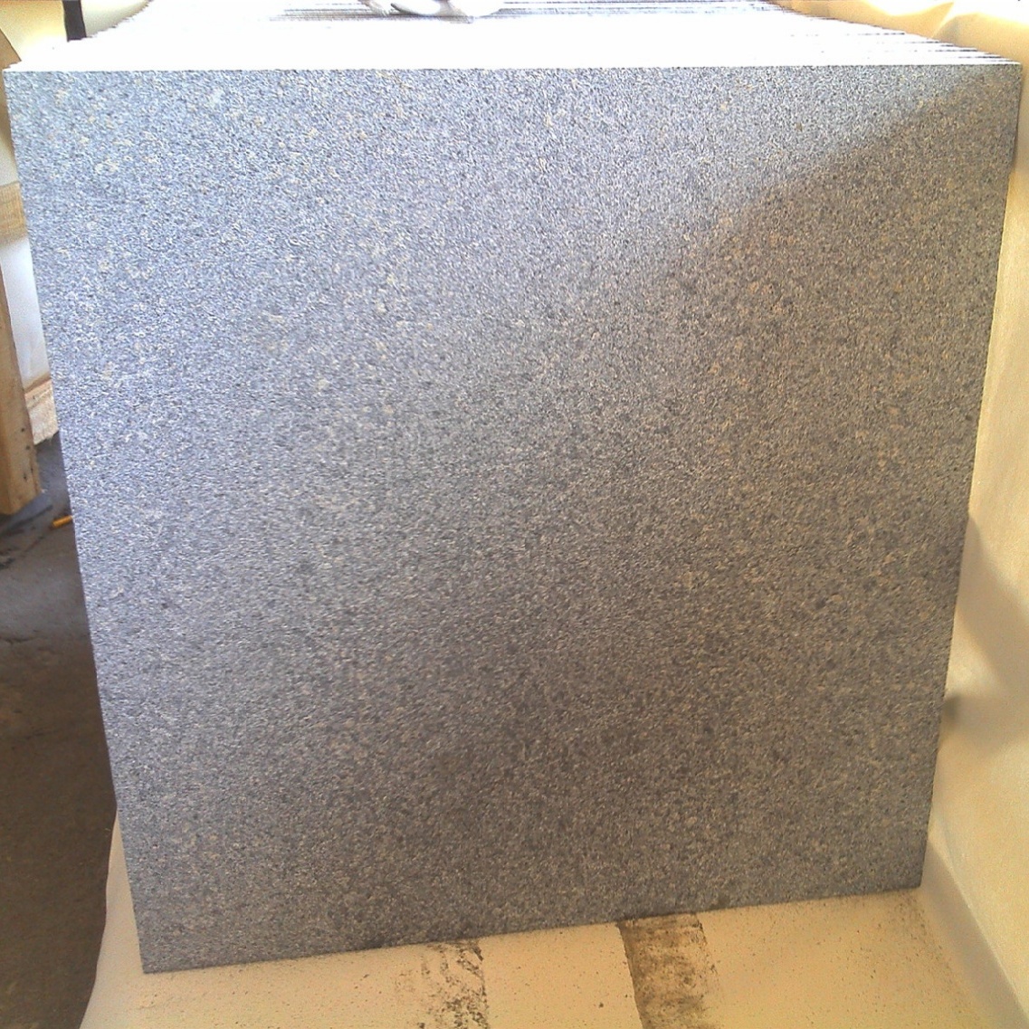 Original G654 Flamed Granite – Quarry-Direct Thermal-Finished Stone for High-Traffic Areas