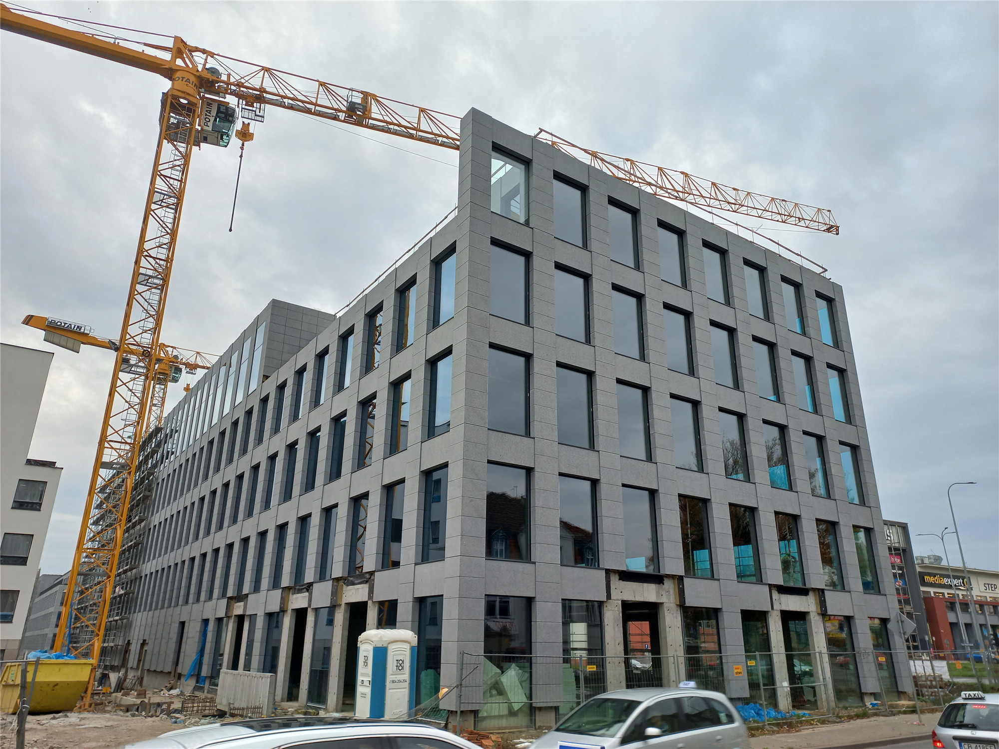 Hainan G654 for Curtain Wall Cladding in Poland